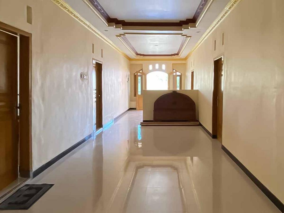 Palace Syariah Homestay Redpartner 바뉴왕기 외부 사진